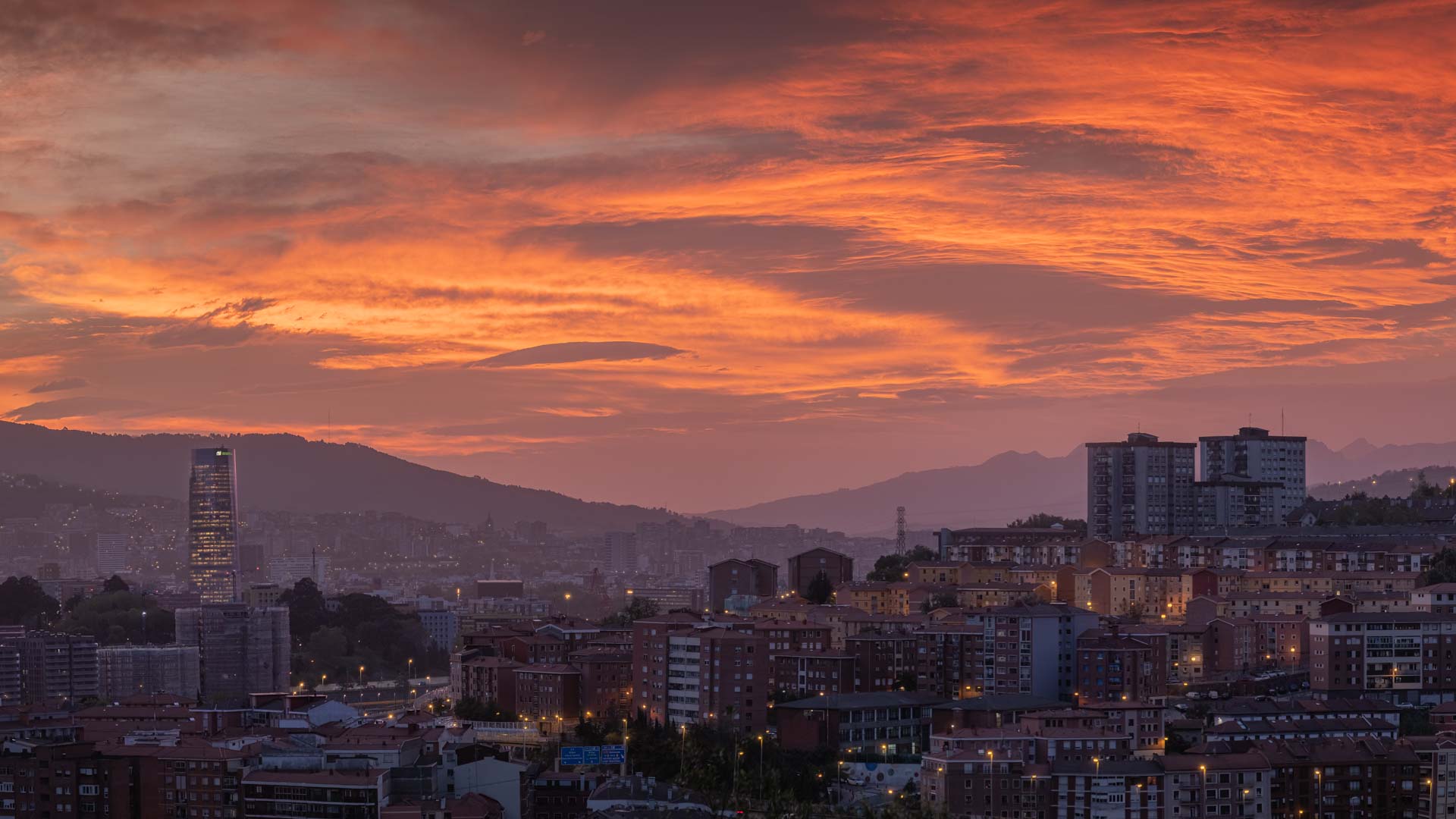 Fotografía de Bilbao al amanecer by DIVCreativo